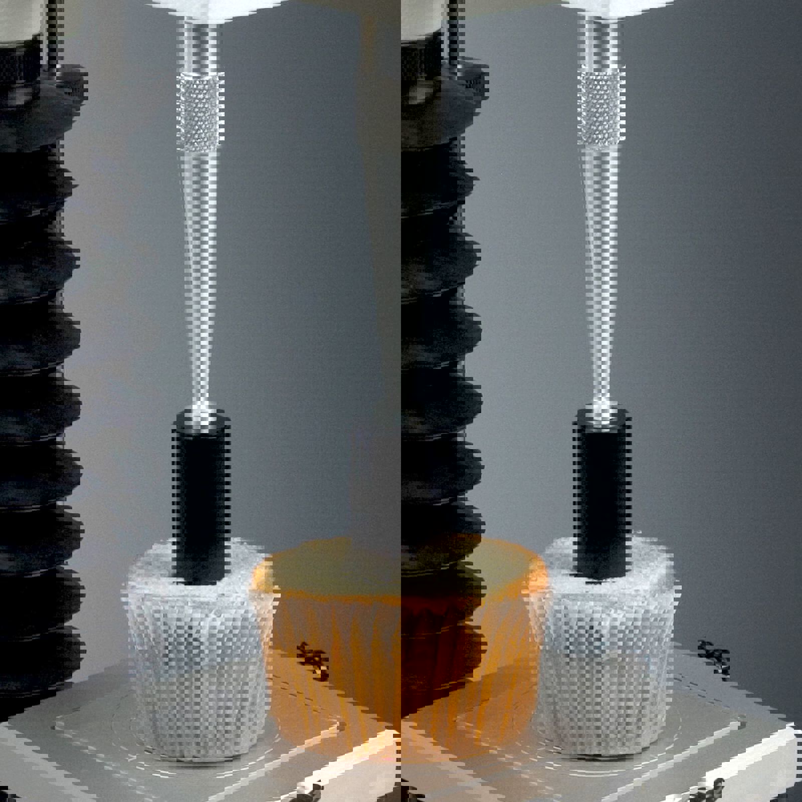 1'' cylinder probe compressing cup cake