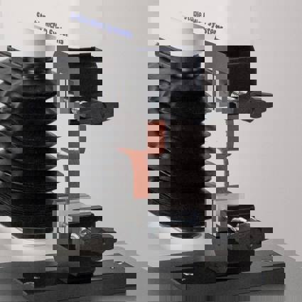 Tensile Grips performing a single edge tear test